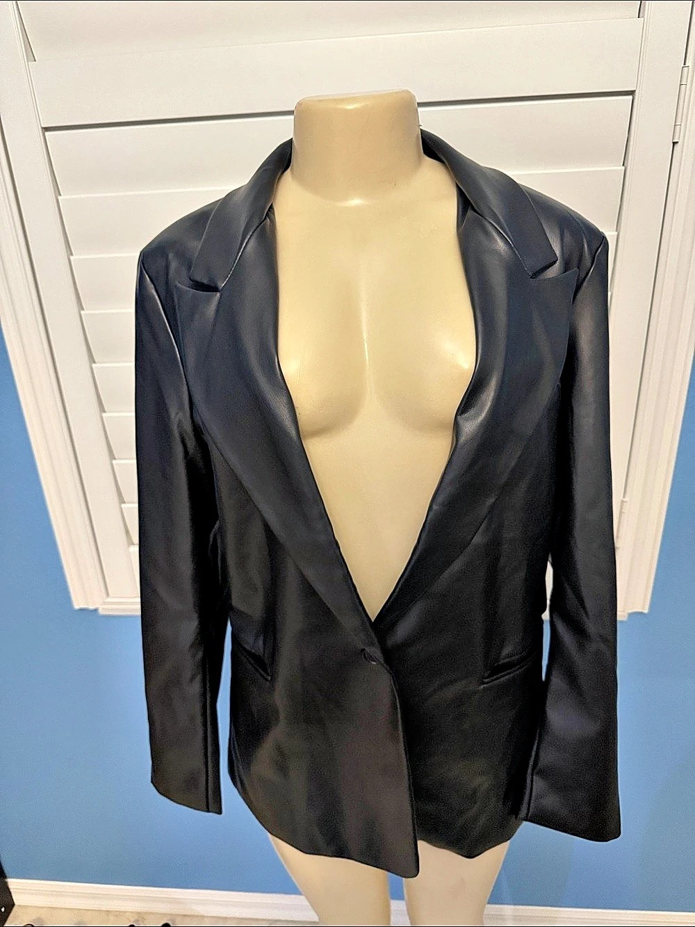 The Drop Anouk Faux-Leather Long Blazer Black